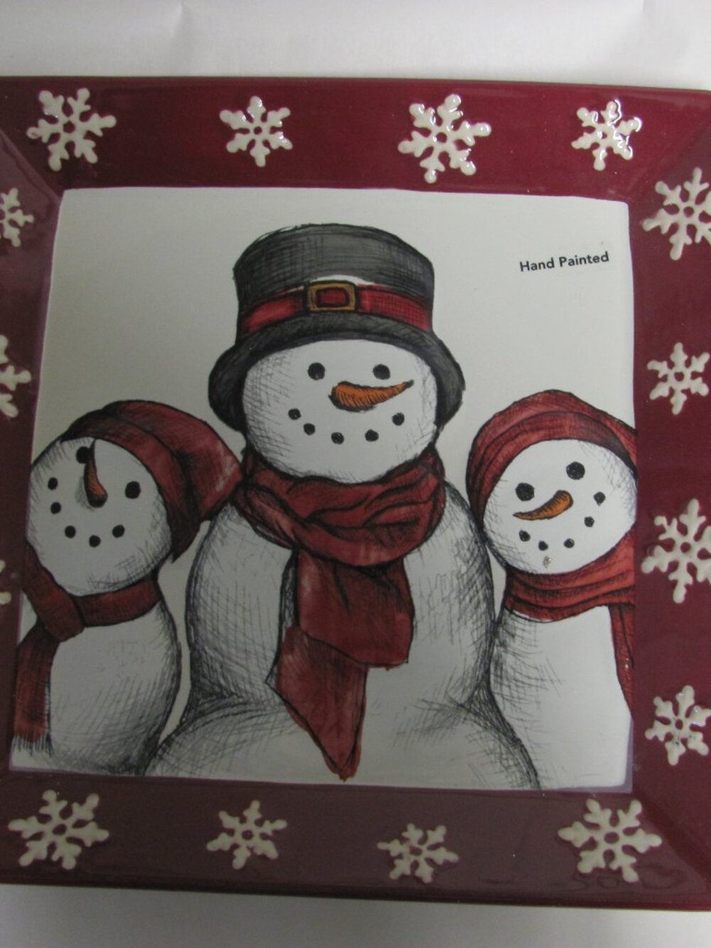 ST NICHOLAS SQUARE CHRISTMAS PLATE NWT